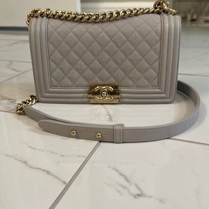 Chanel boy bag medium